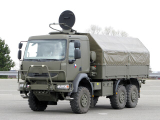Tatra 810