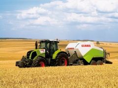 Claas Axion pic