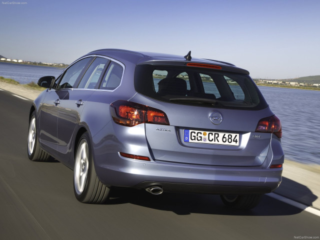 opel astra sports tourer pic #76530