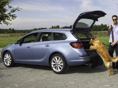 opel astra sports tourer pic #76535