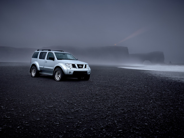 arctic trucks nissan pathfinder pic #61484