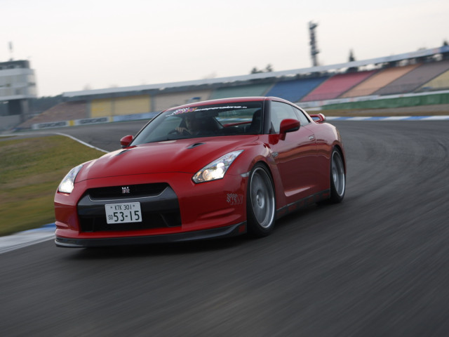 kw automotive nissan gt-r pic #61643