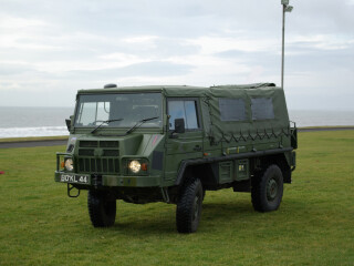 Steyr-Daimler-Puch Pinzgauer 716