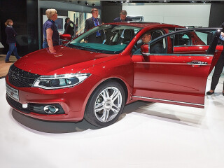 Qoros  Qoros 3 Hatch