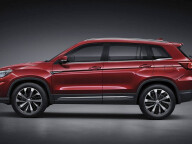 Changan CS75 I (C928)