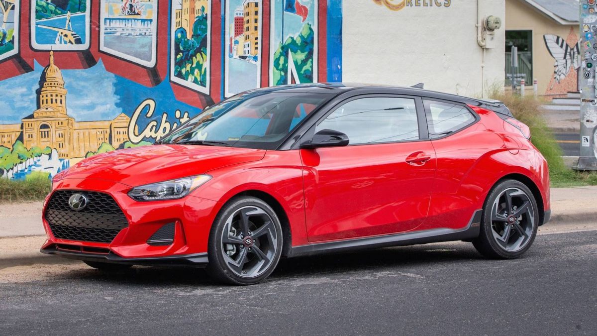 Hyundai Veloster hatchback may leave the assembly line