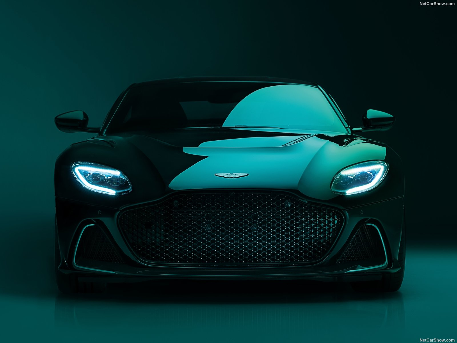 Aston Martin DBS photo 203174