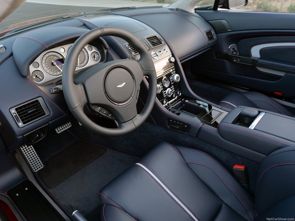 Aston Martin V12 Vantage S Roadster photo 131758