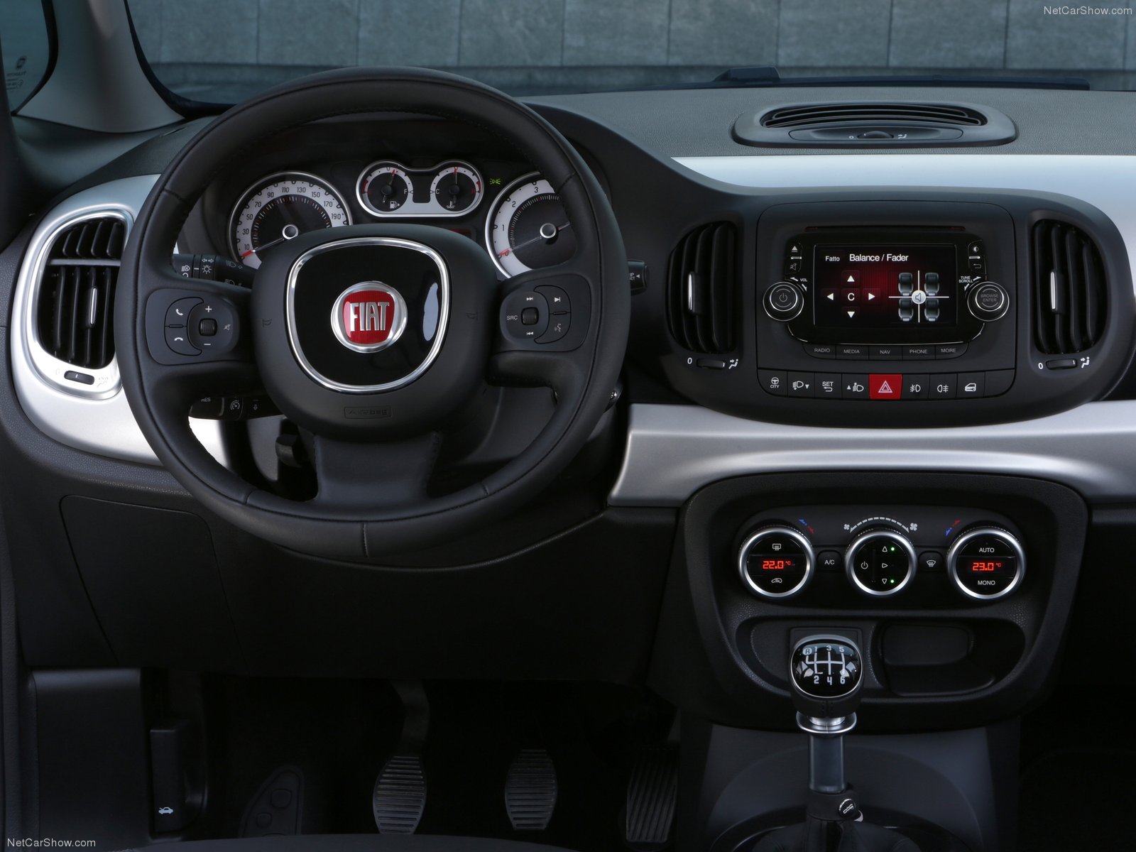 Fiat 500L Beats Edition photo 108077