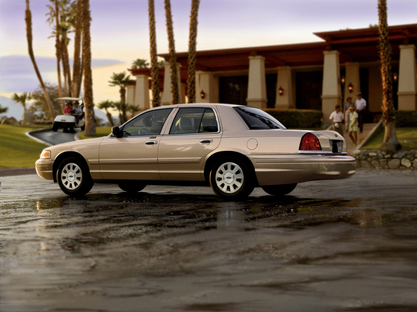 Ford Crown Victoria photo 33139