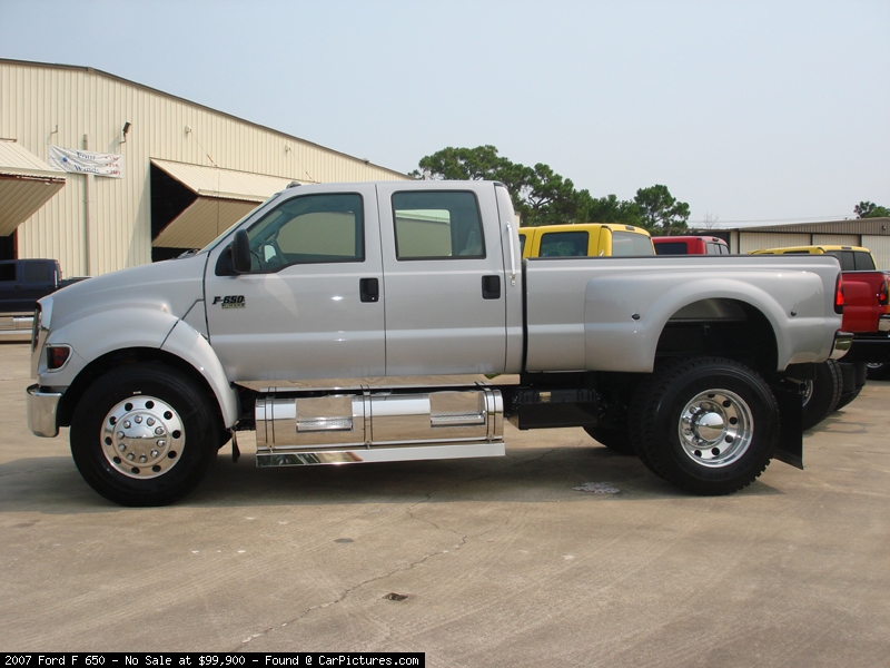 Ford F-650 photo 44335
