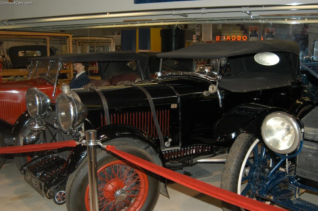 Lagonda Low Chassis Two-Litre photo 23743