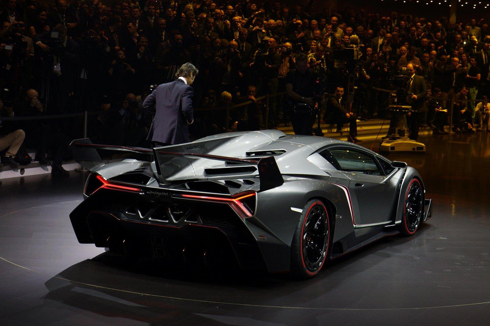 Lamborghini Veneno photo 102155