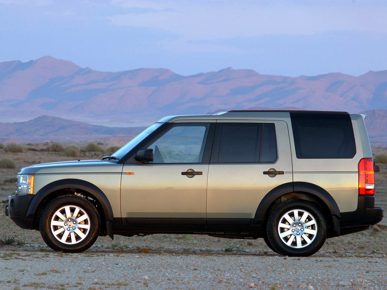 Land Rover Discovery III photo 93652