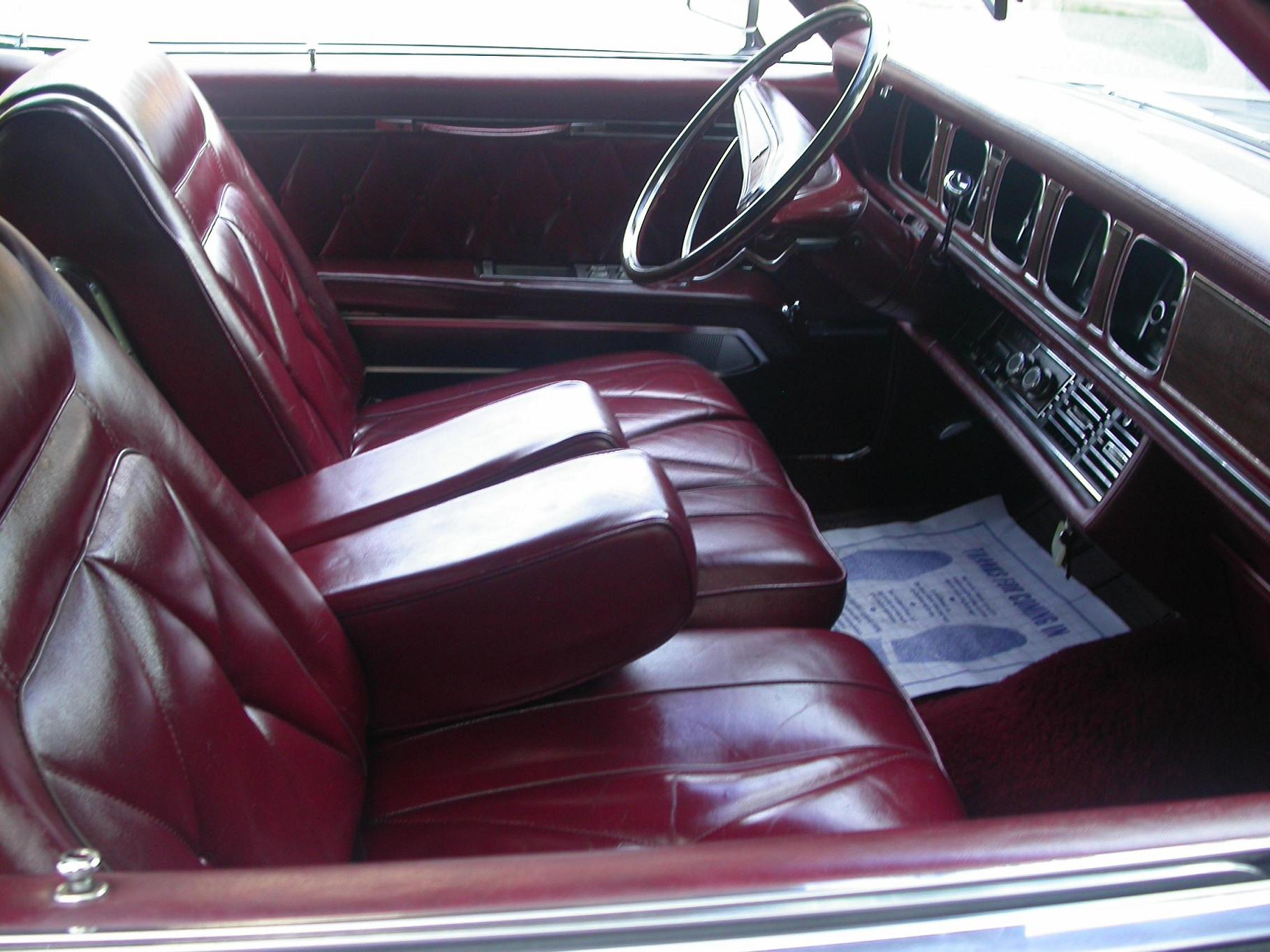 Lincoln Continental Mark III photo 29825