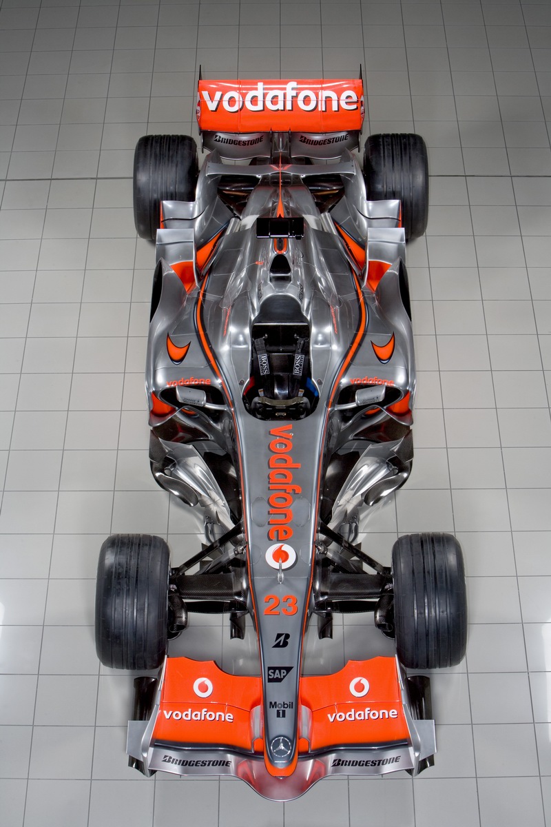 McLaren MP4-23 photo 50936