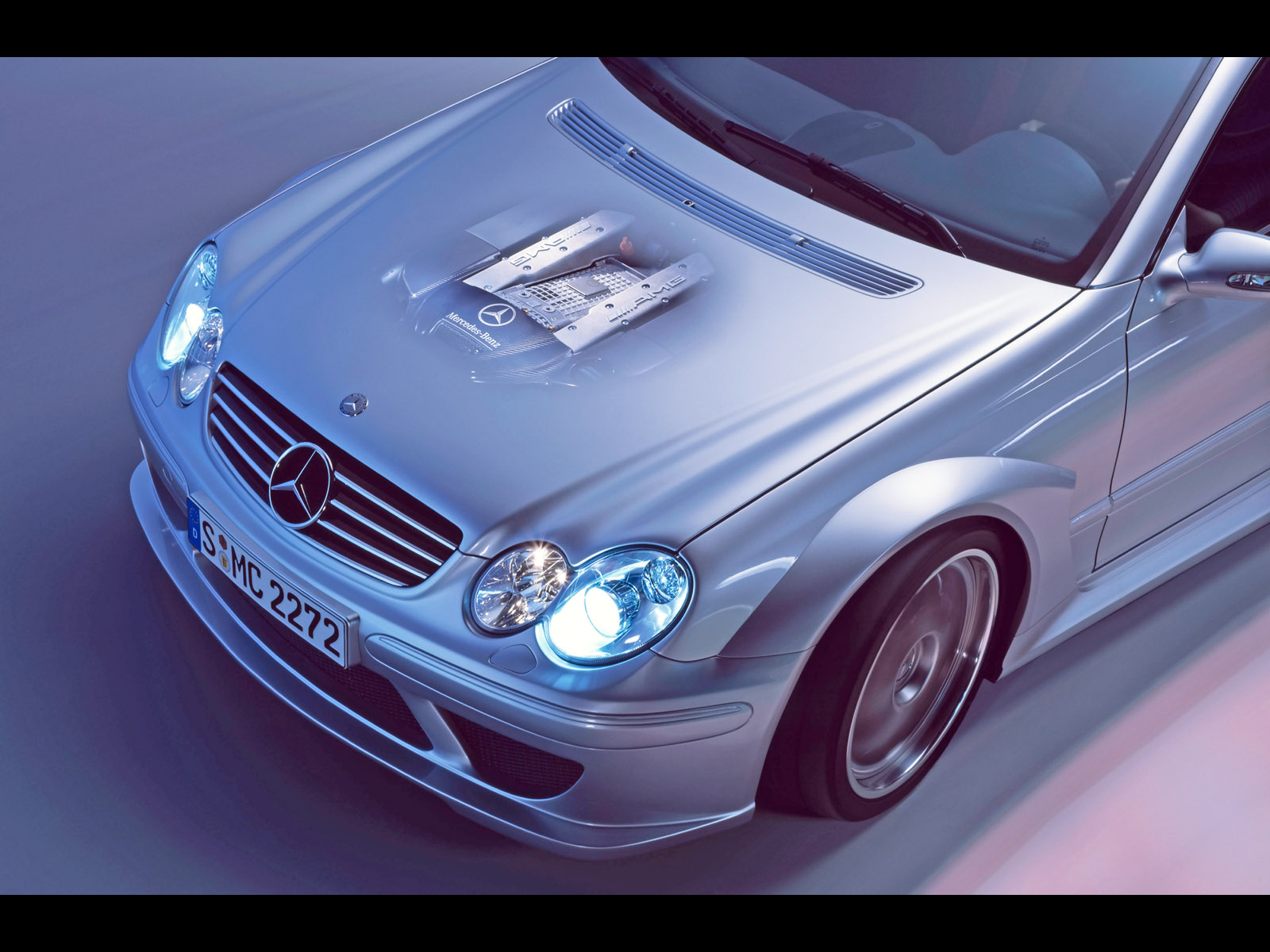 Капот мерседес бенц. Mercedes-Benz w209. 2004 Mercedes-Benz CLK AMG. Mercedes-Benz CLK DTM AMG. Мерседес ЦЛК.