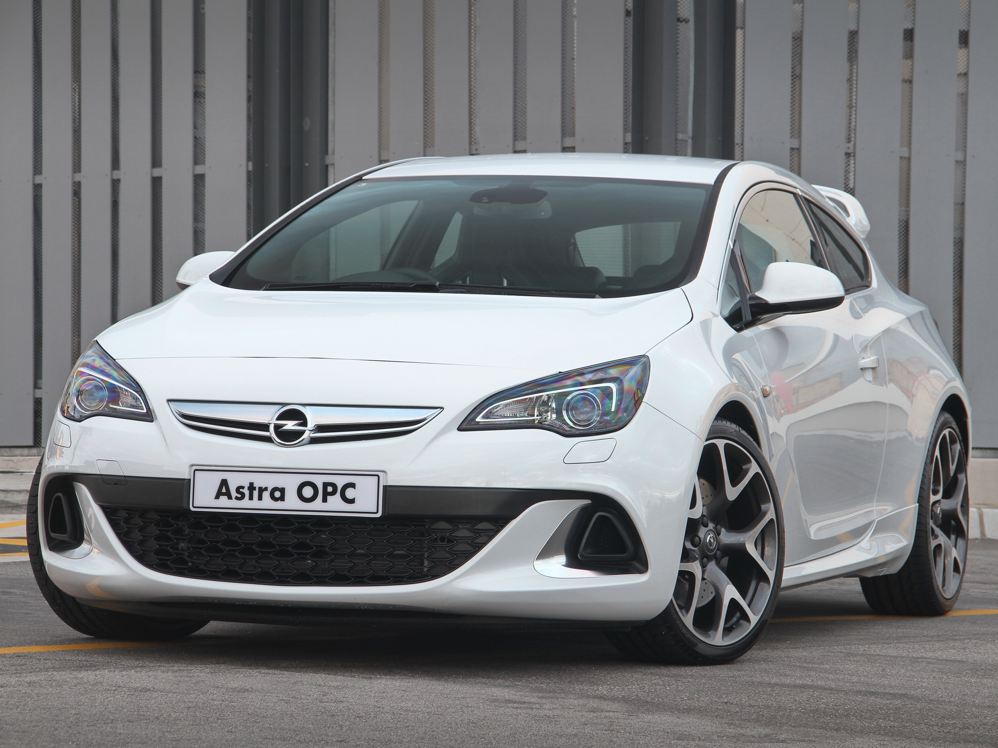 Opel Astra Opc Picture 9 Opel Photo Gallery Carsbase Com