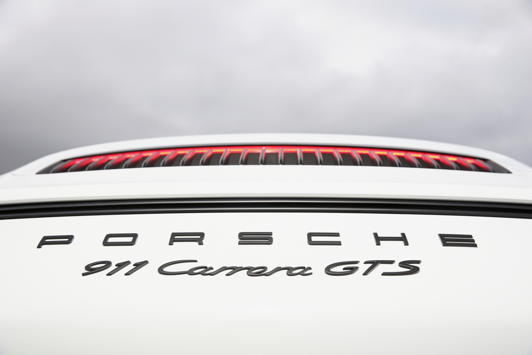 Porsche 911 GTS photo 178902