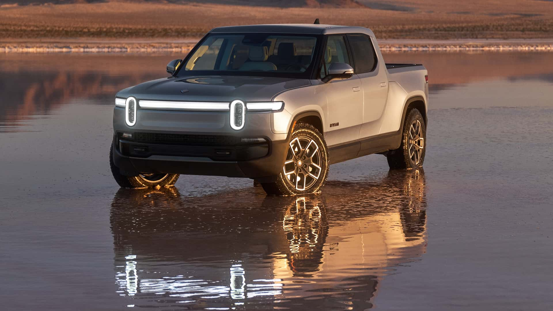 Rivian R1S II photo 209995