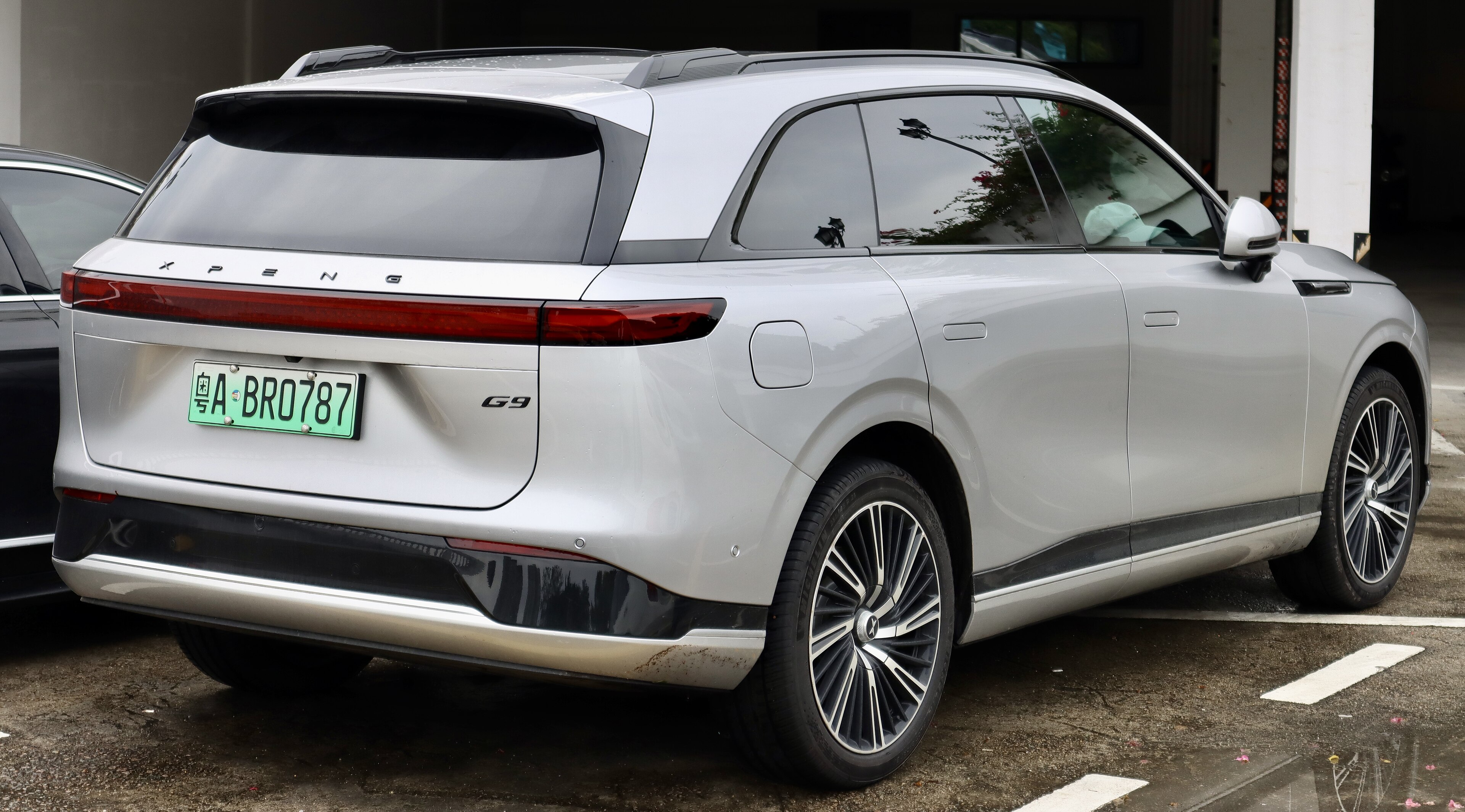 XPeng G9 photo 208611
