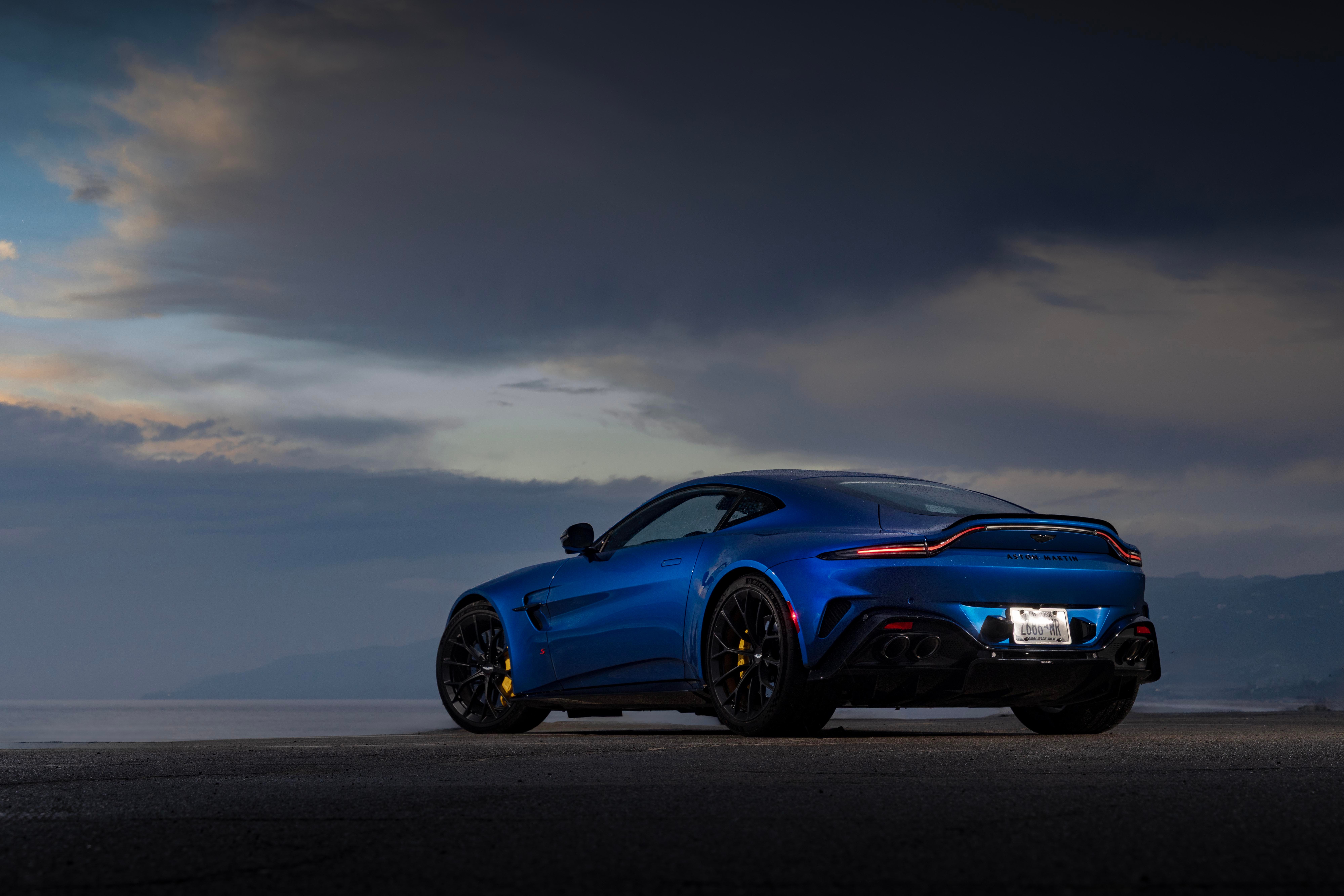 Aston Martin Vantage photo 207923