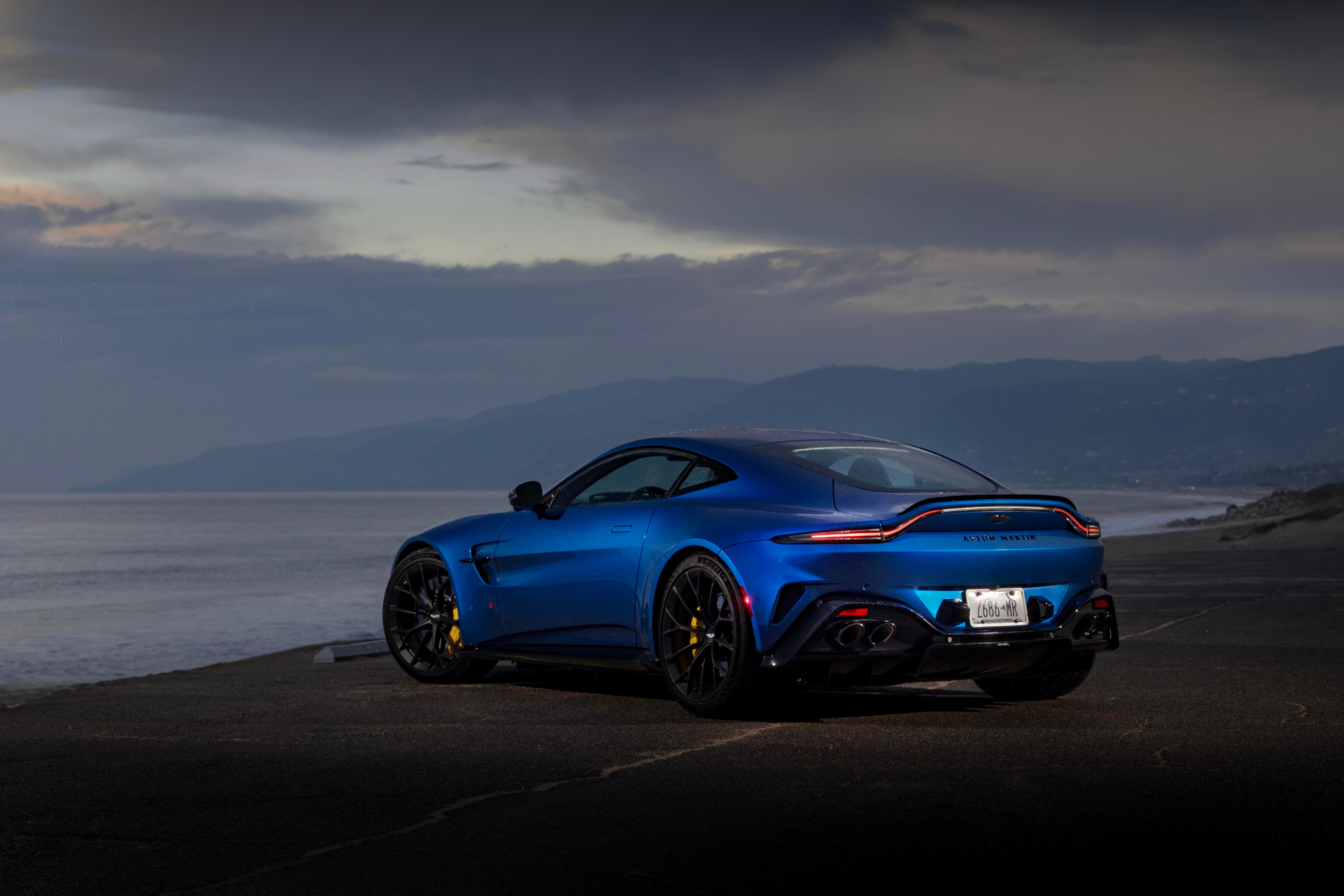 Aston Martin Vantage photo 207924
