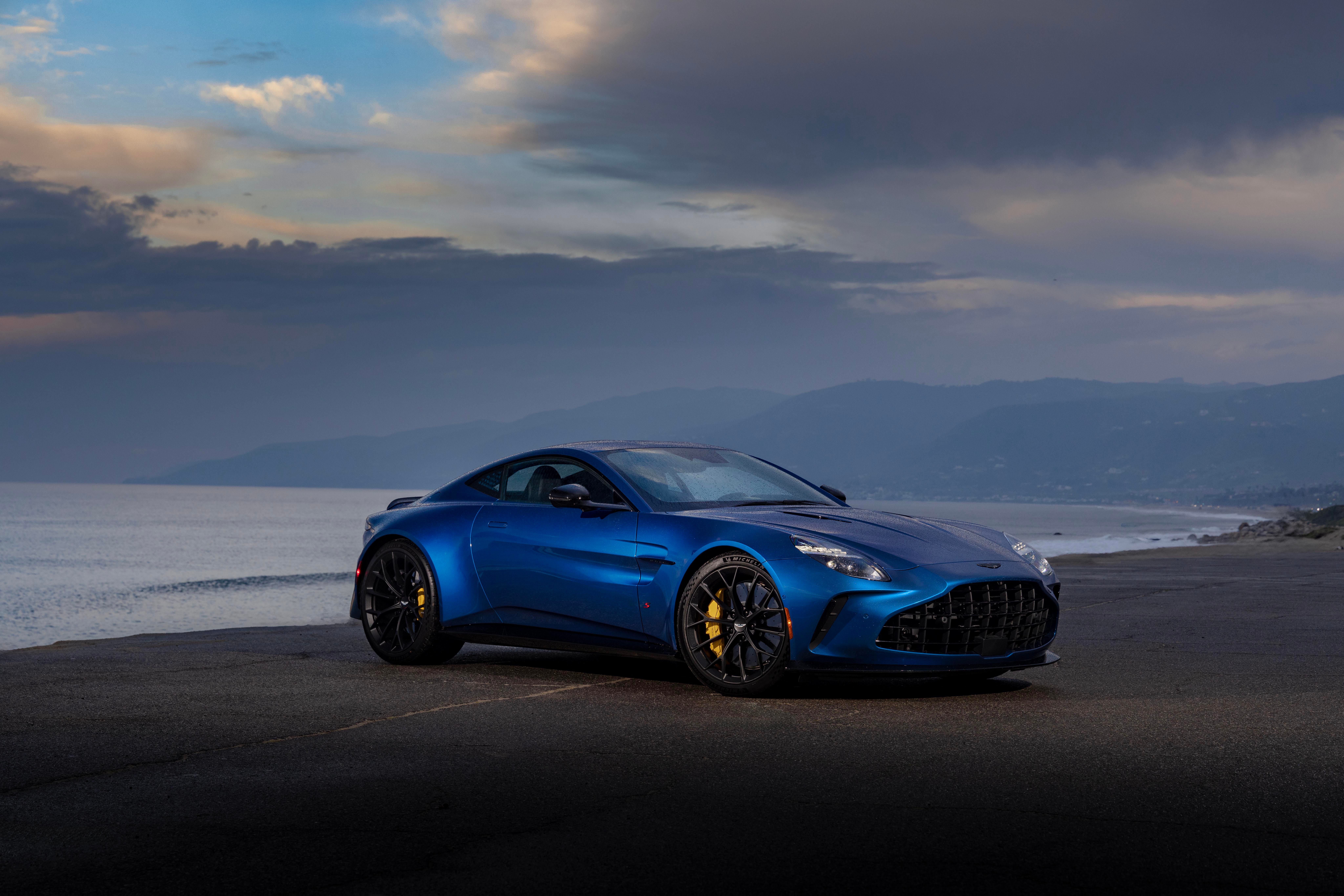 Aston Martin Vantage photo 207929