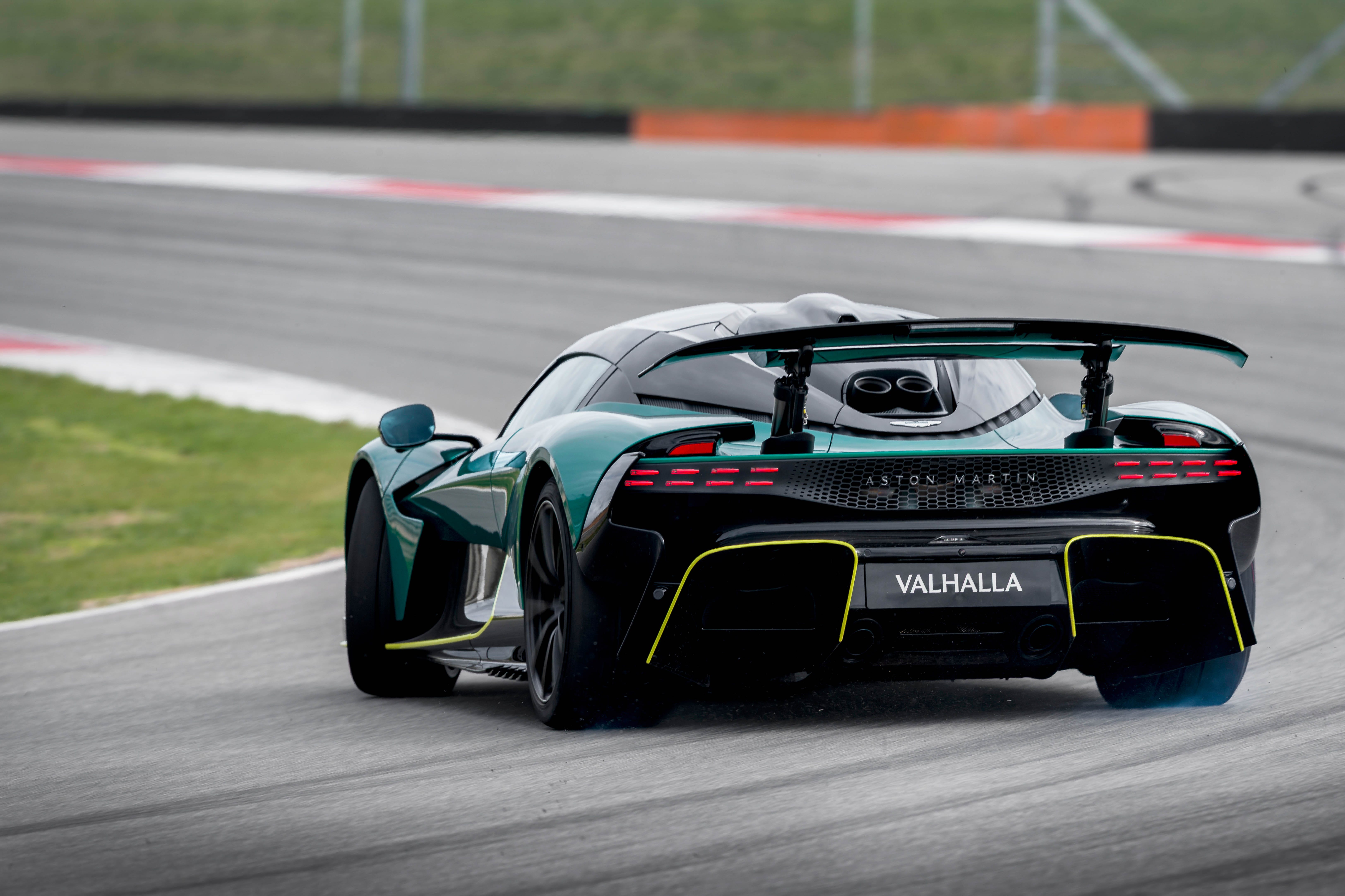 Aston Martin Valhalla photo 208046