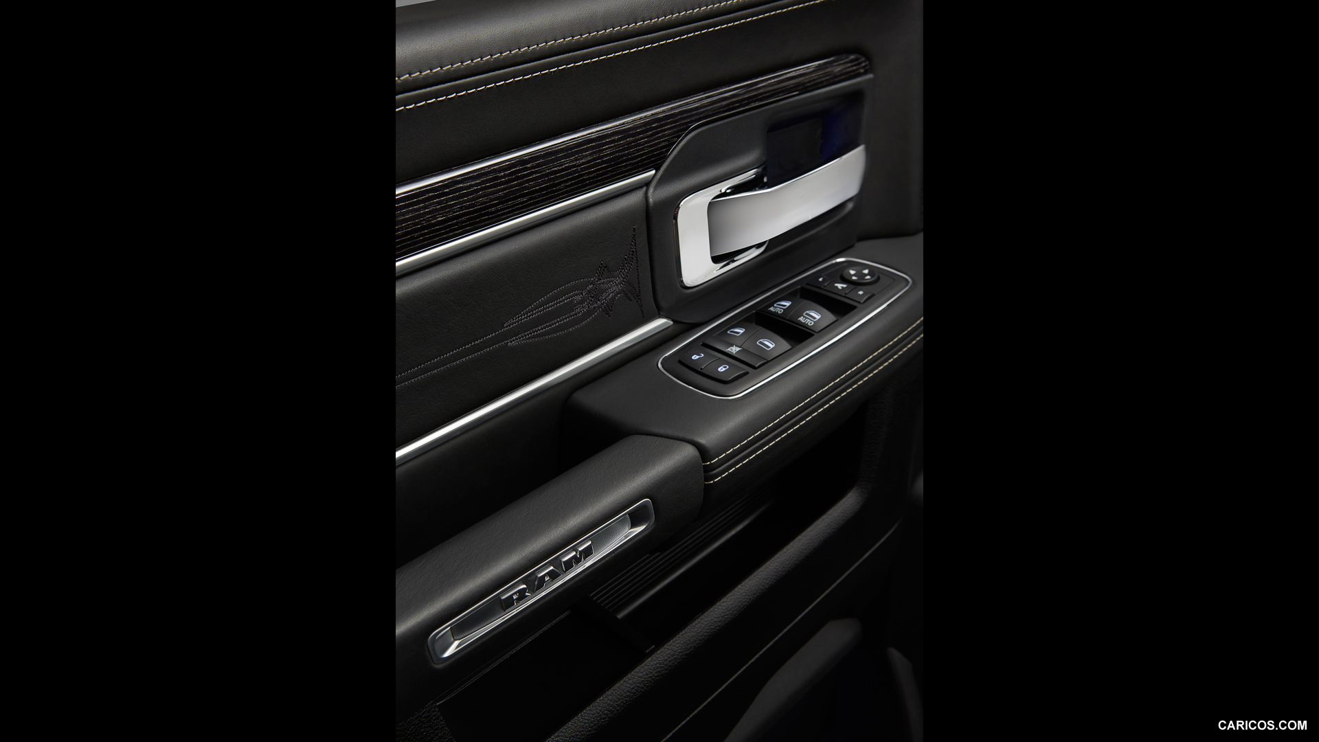Dodge Ram 1500 IV (DS/DJ) photo 136832