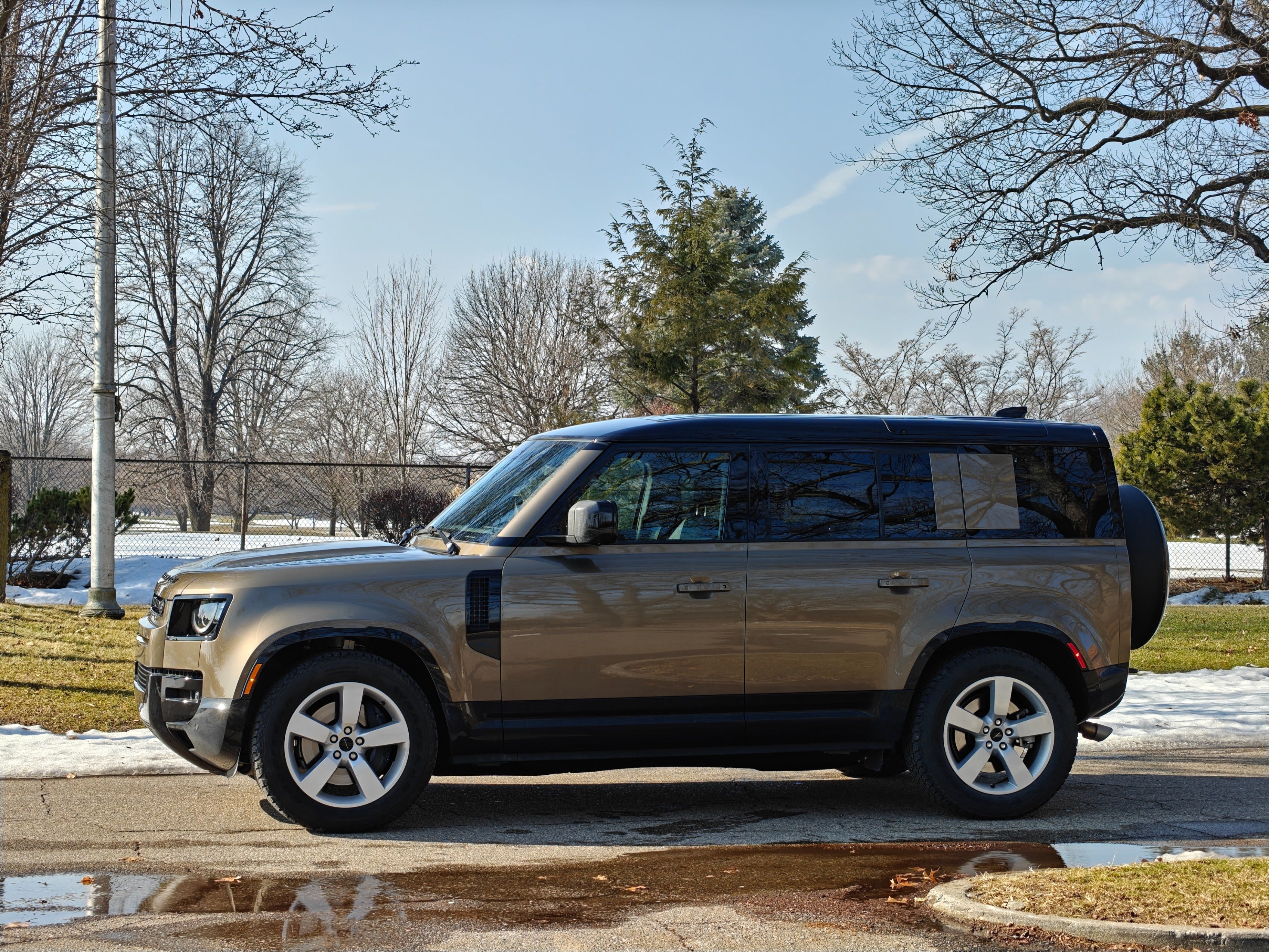 Land Rover Defender photo 207961