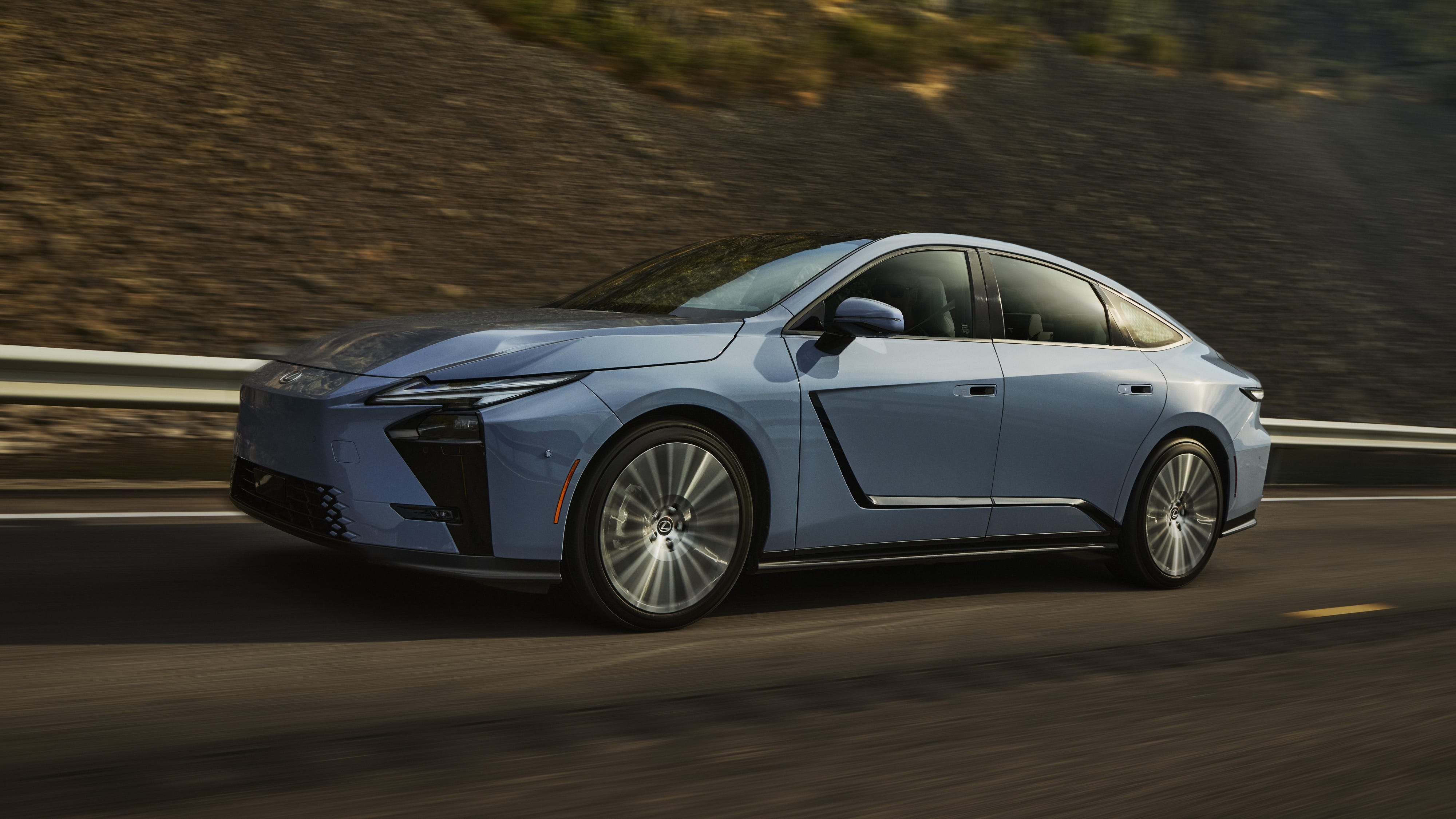 Lexus ES photo 208007