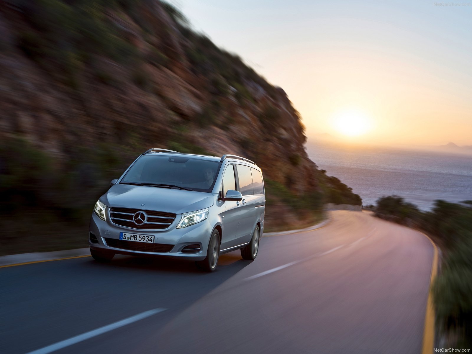 Mercedes-Benz V-Class photo 107403