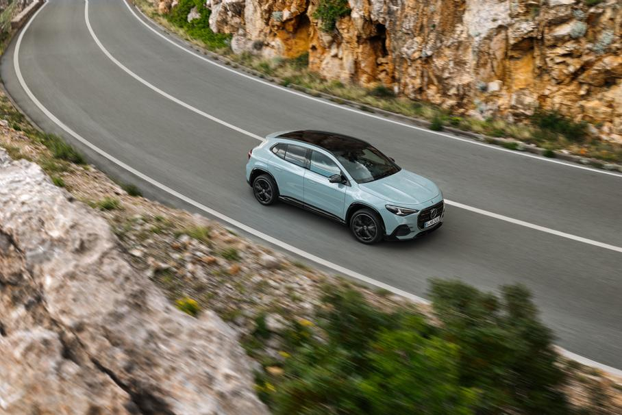 Mercedes-Benz GLA II (H247) photo 209904