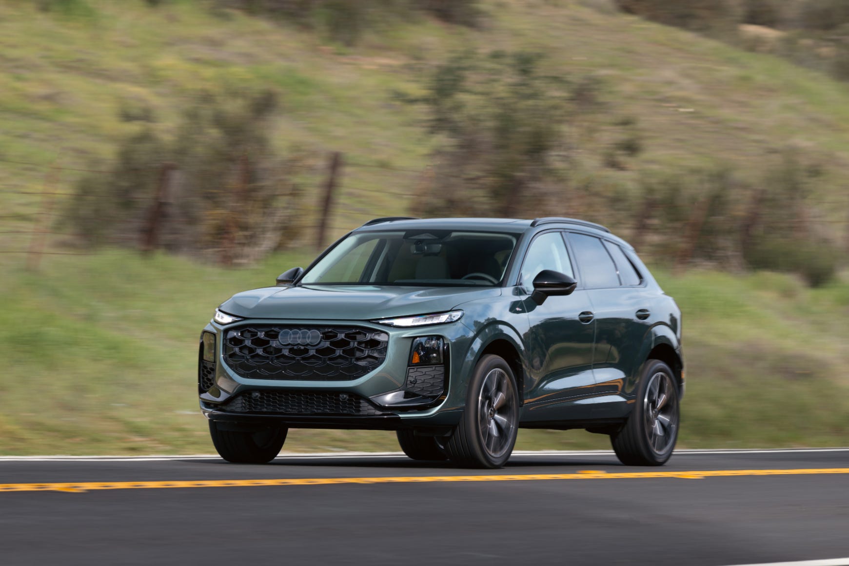 Audi Q3 photo 207989