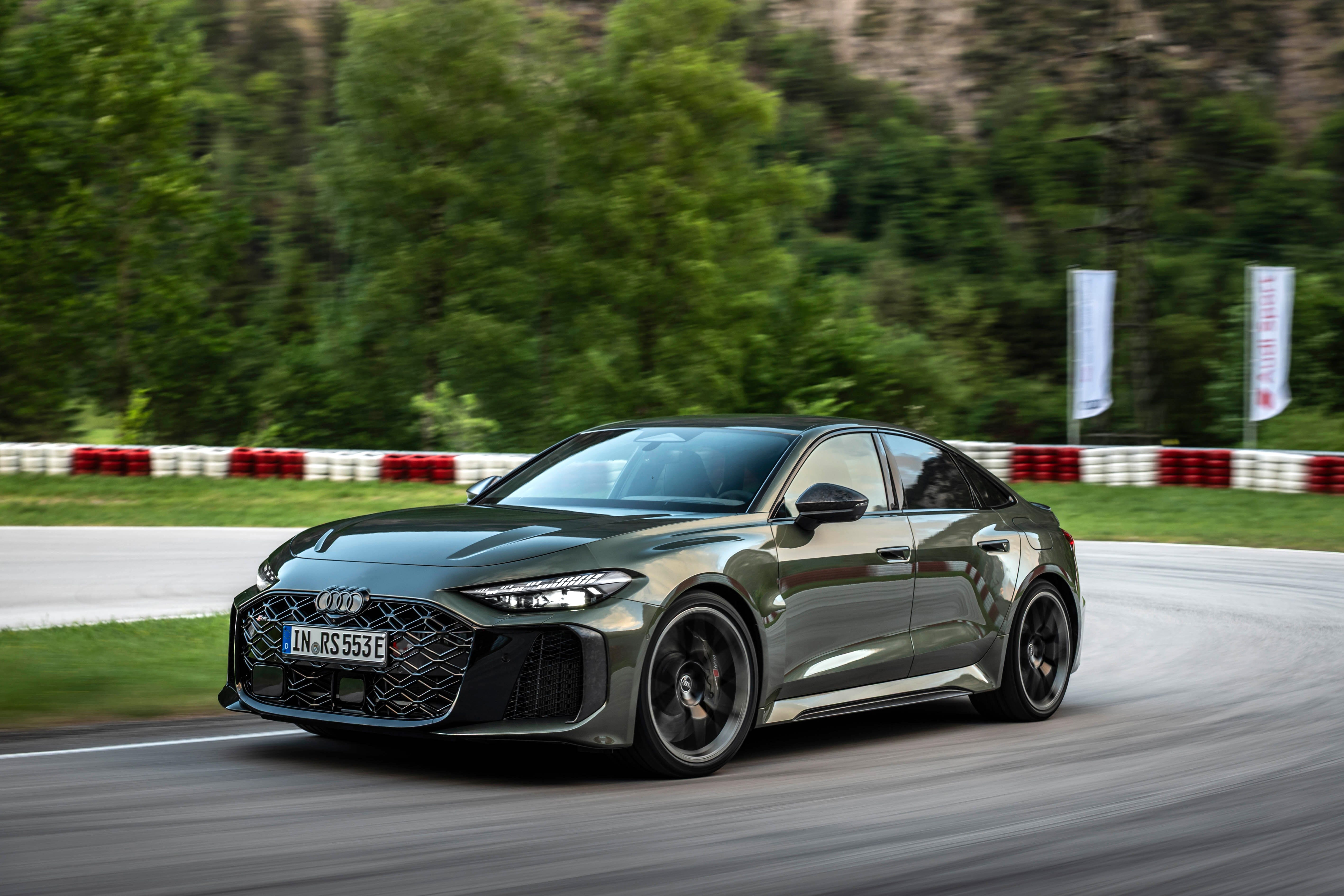 Audi RS5 photo 208292