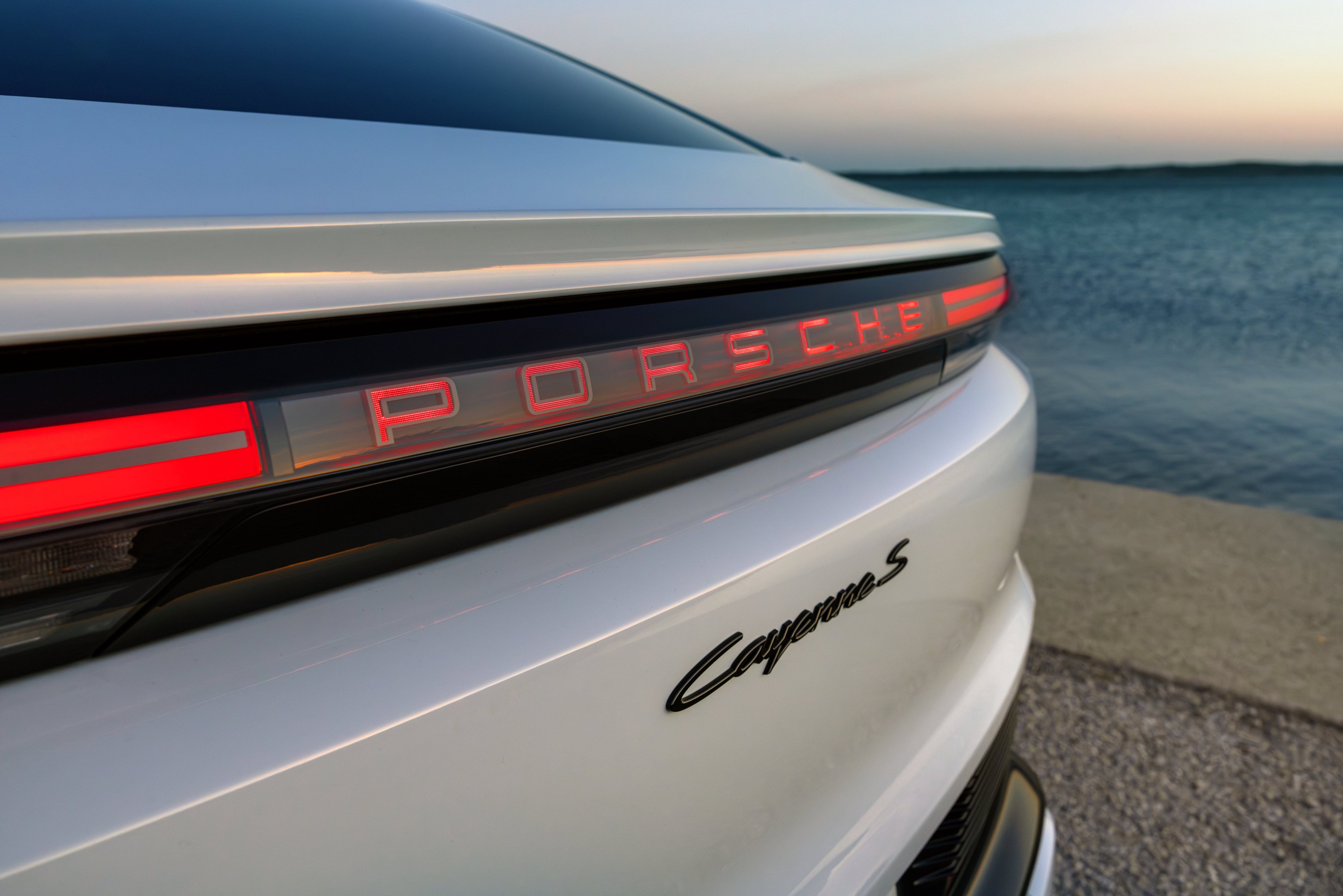 Porsche Cayenne Coupe photo 208158