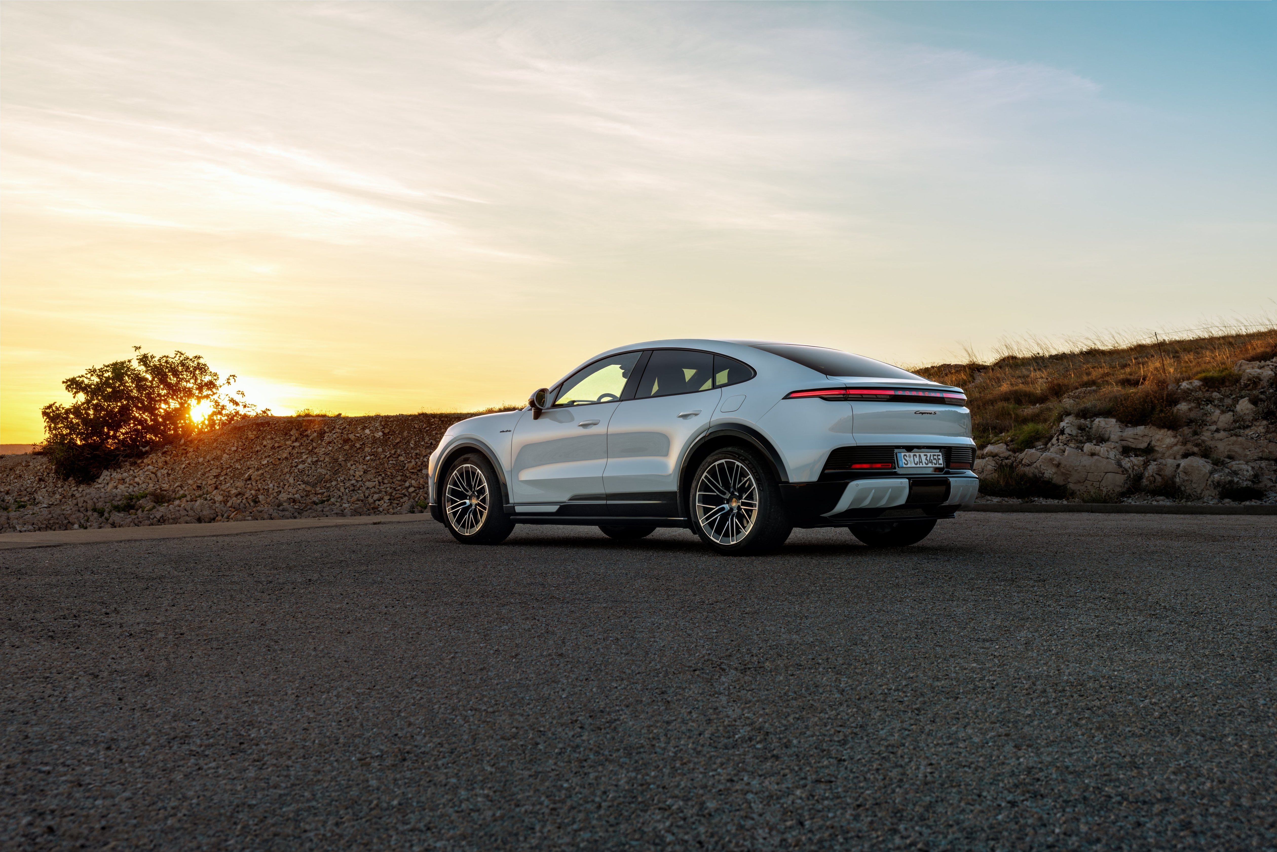 Porsche Cayenne Coupe photo 208160