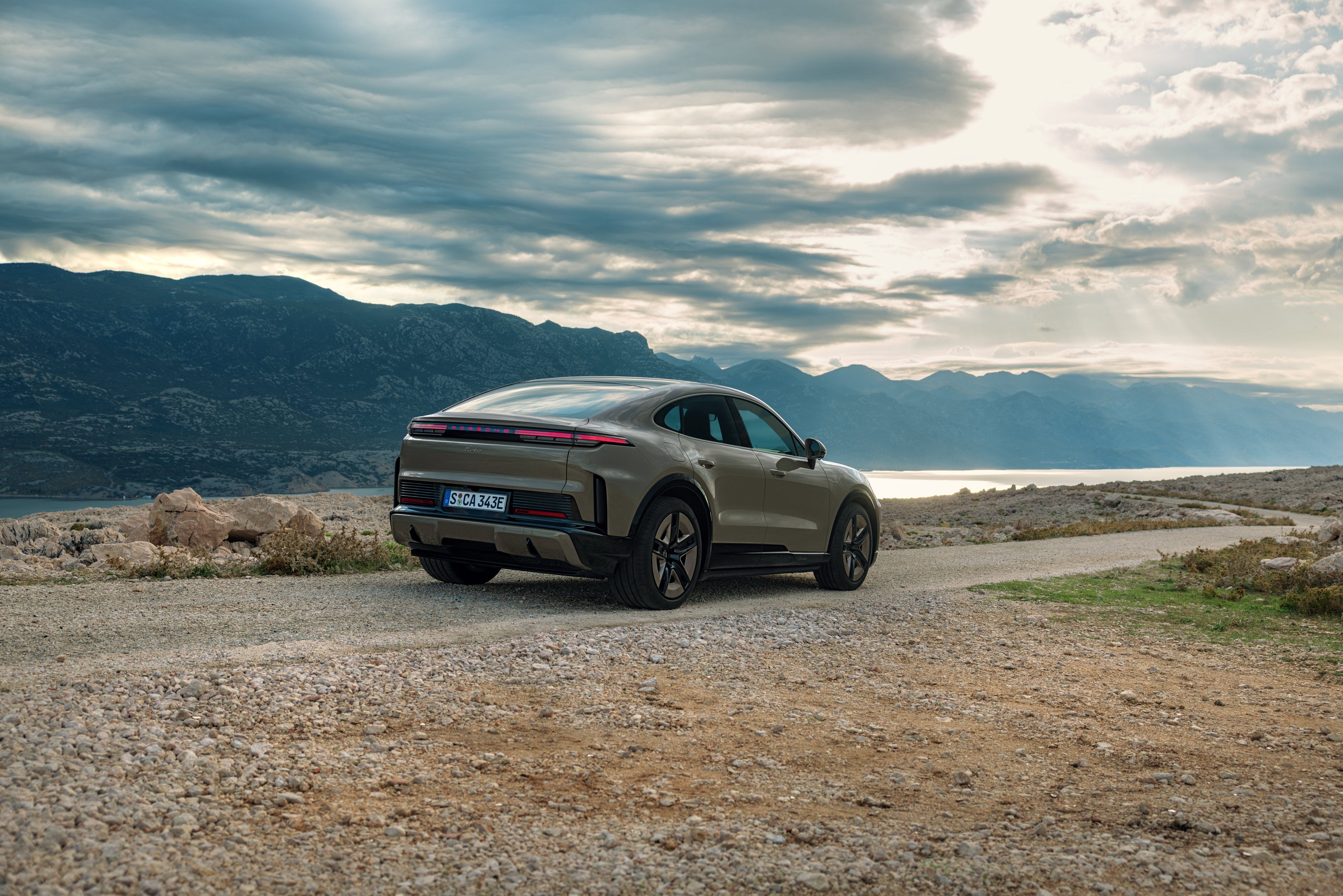 Porsche Cayenne Coupe photo 208163