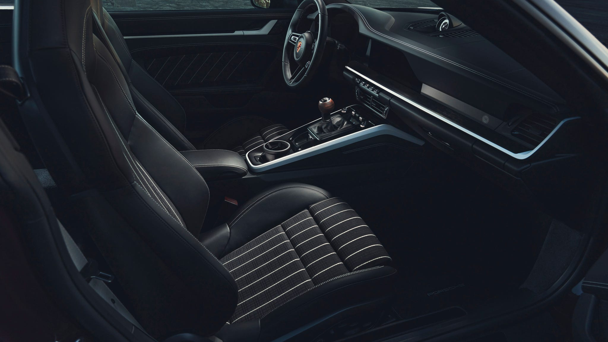 Porsche 911 VIII (992) photo 209836