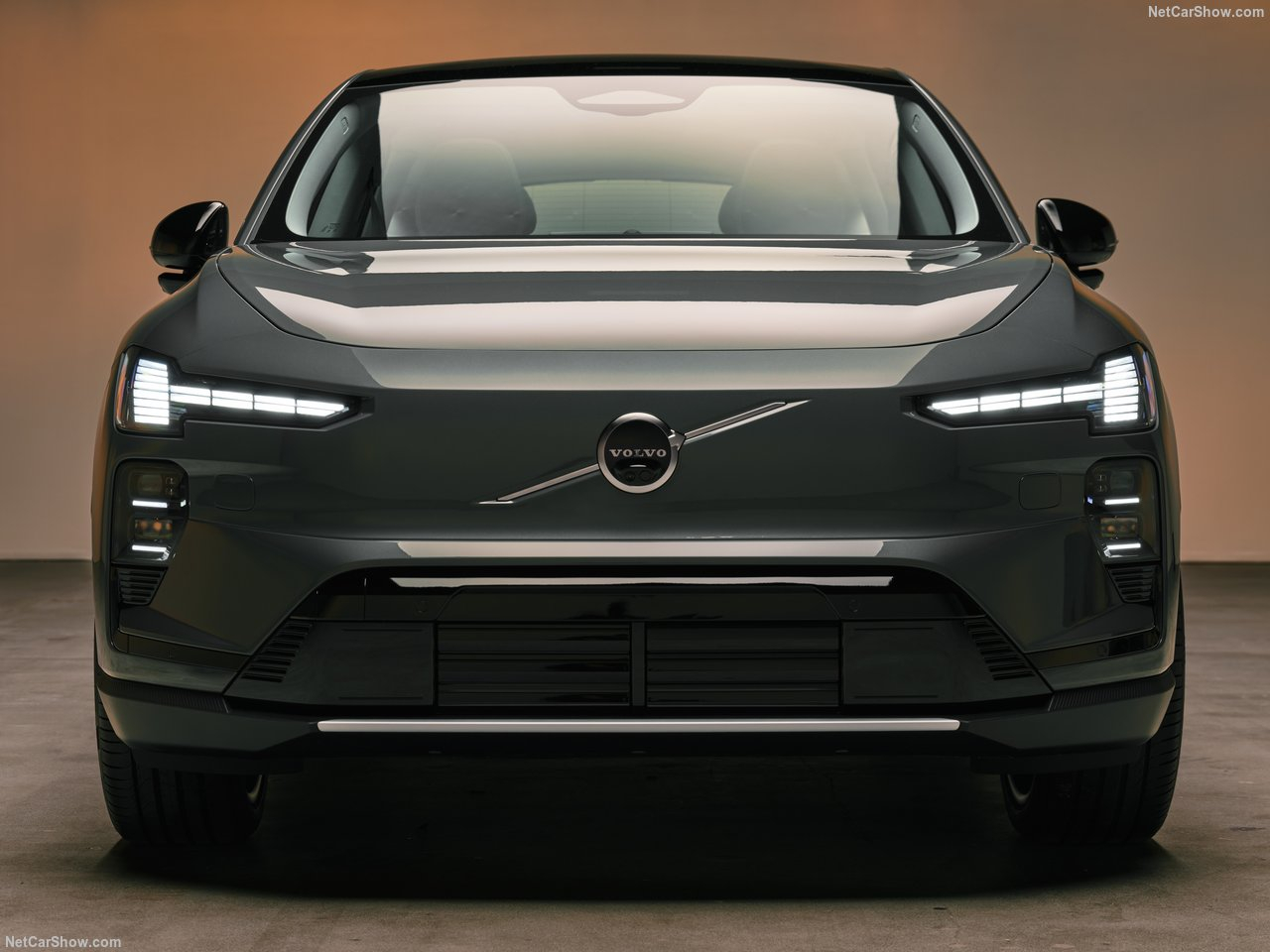 Volvo EX60 photo 207752