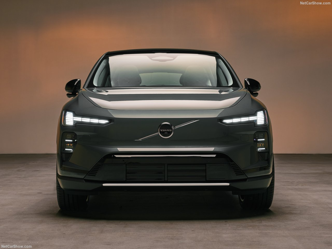 Volvo EX60 photo 207754