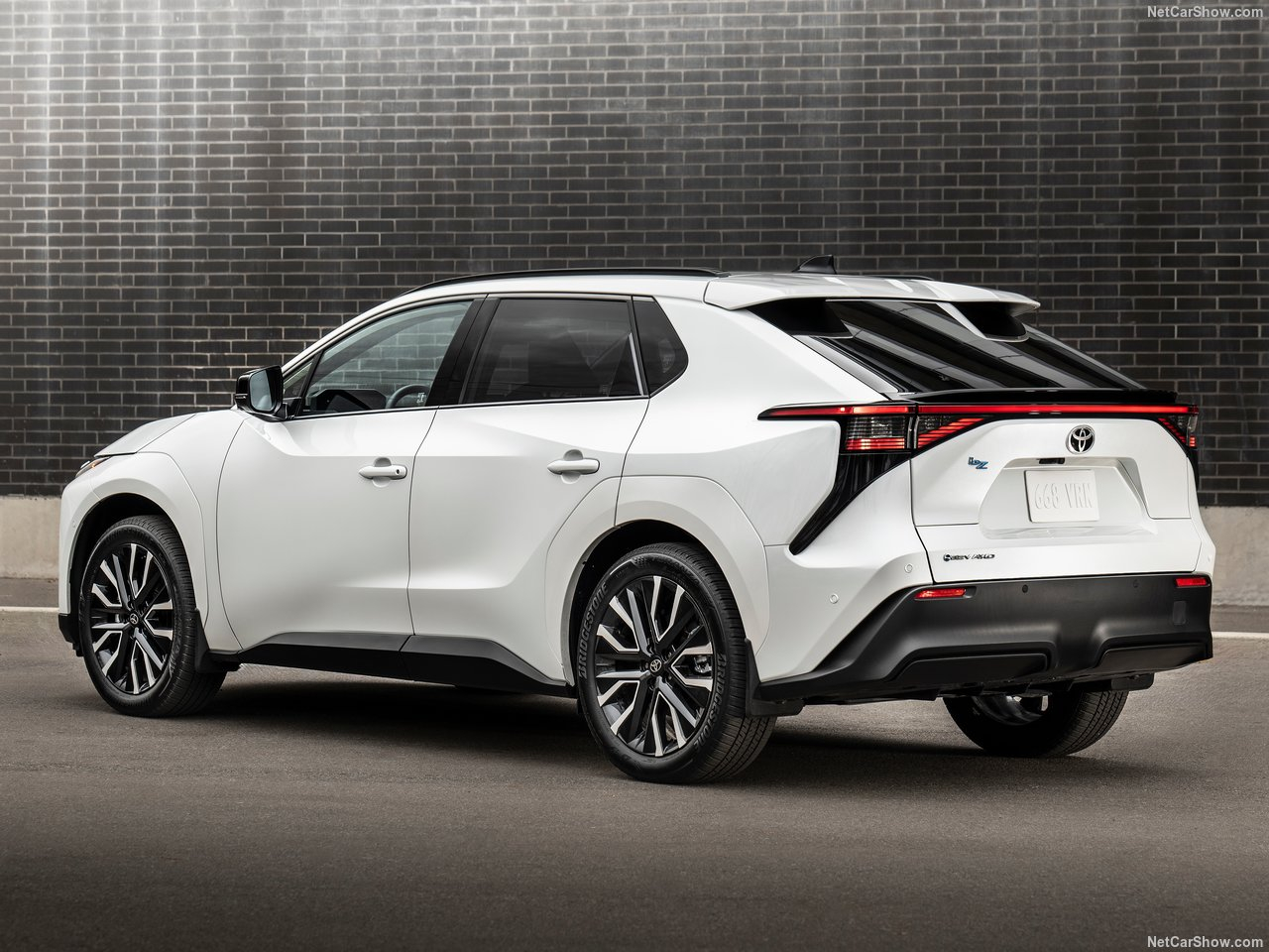 Toyota bZ4X photo 207621