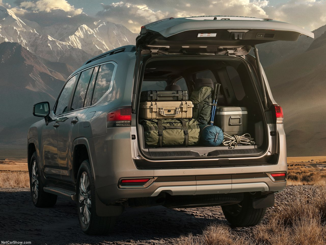 Toyota Land Cruiser 300 photo 207734