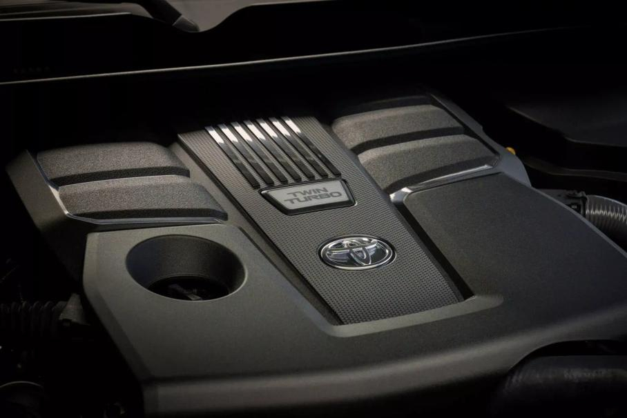 Toyota Land Cruiser 300 Series (J300) photo 209755