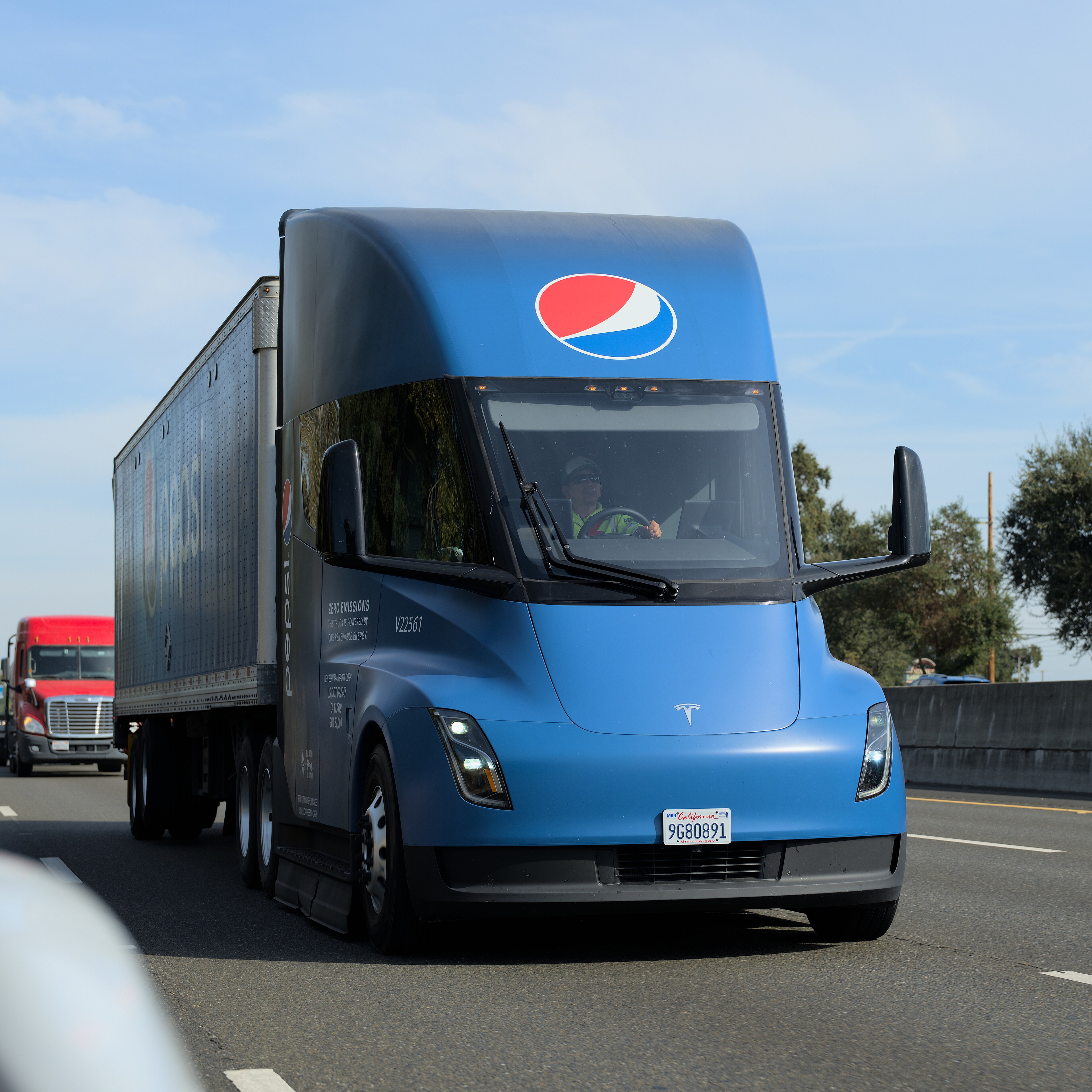 Tesla Semi photo 208586